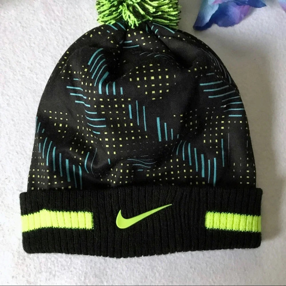 Nike NWOT Beanies Bundle Youth OS (8-20 Years Old) - Picture 8 of 10
